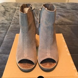 Best peep toed shoes